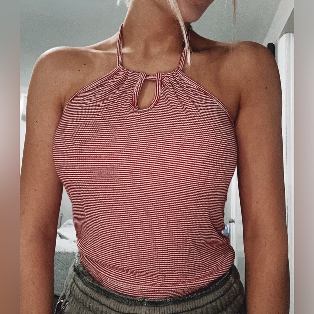 Brandy Melville Keyhole Halter Tank